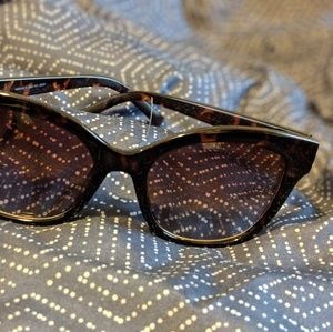 Retro Cat Eye Sunglasses